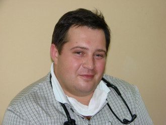 Врач Максим Перебийнис / Источник: клиника Борис