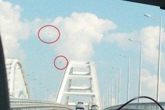 Над Керченским мостом заметили НЛО / vistanews.ru