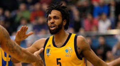 Днепр впервые подписал звездного легионера