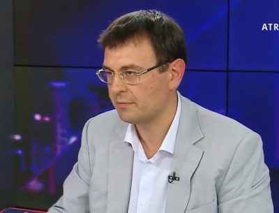 "Заморить голодом и жаждой и нах…на Россию": украинцы вскипели из-за слов советника Зеленского о Крыме