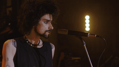 Тебе 20: Агонь отожгли в новом клипе в стиле Игры престолов