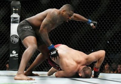 Харрис вырубил Олейника за 12 секунд