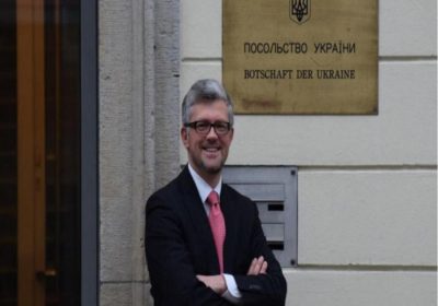 Андрей Мельник