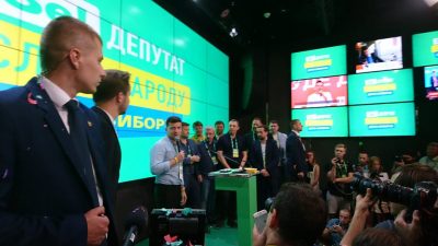 Кандидатура премьера, война и коррупция: Зеленский прокомментировал экзит-полы