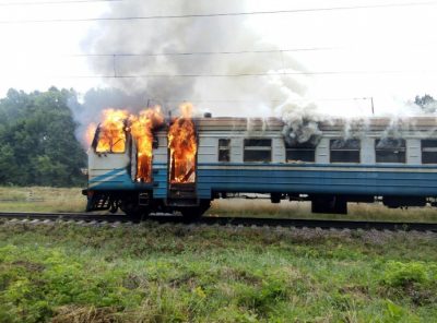 Под Жмеринкой прямо на ходу загорелась электричка