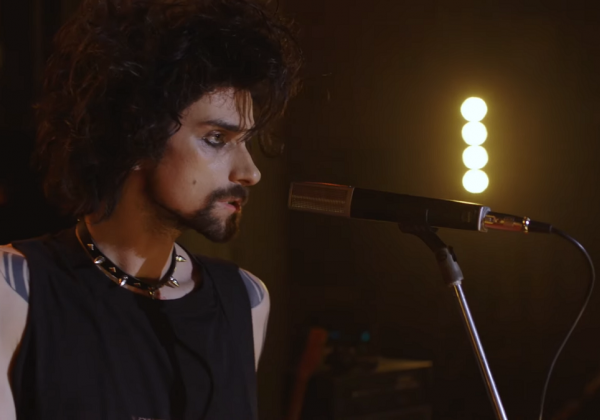 Тебе 20: Агонь отожгли в новом клипе в стиле Игры престолов