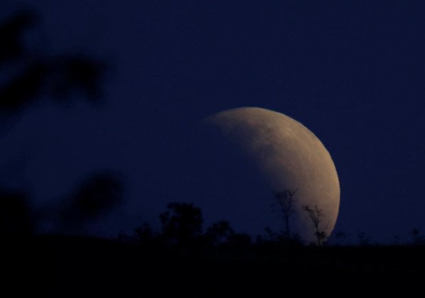 Лунное затмение 16-17 июля: трансляция и расписание