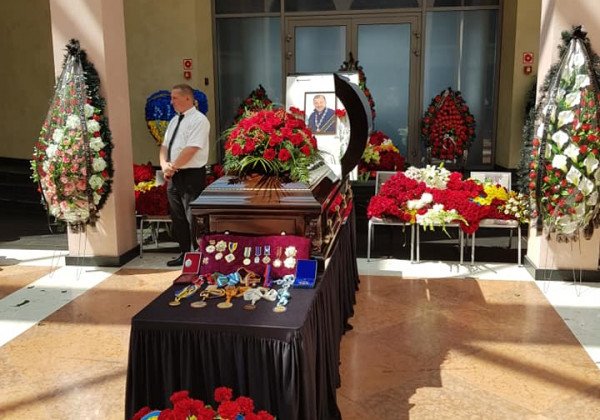 В Киеве простились со спортсменом Романом Вирастюком