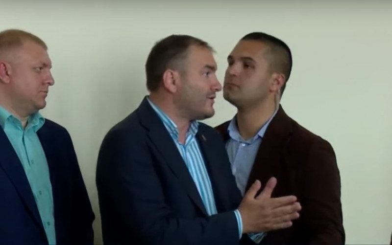 "Я этого дебила тянул, не прощу": обиженный на Зеленского "разбойник" из горсовета Борисполя собрался в суд
