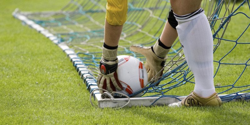 Аргентинский вратарь отбил пенальти и умер