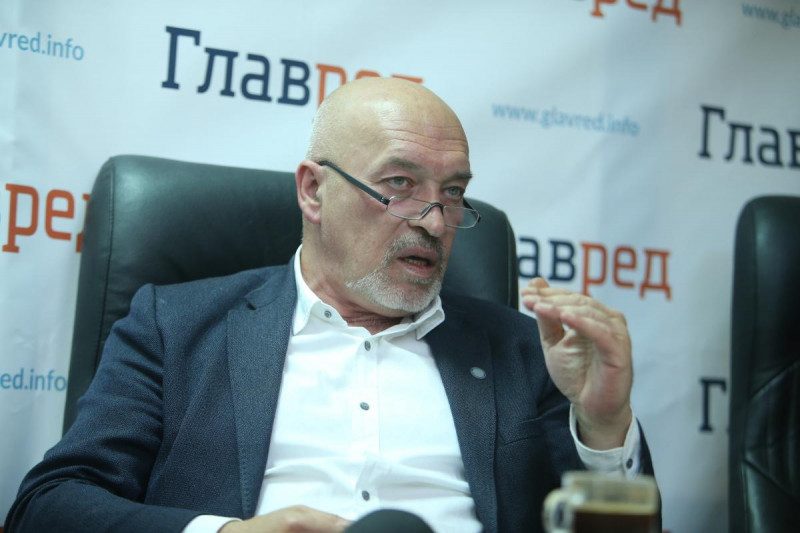 "Буде як з запуском супутників на батуті": експерт пояснив, чому економіка РФ досі витримує санкції