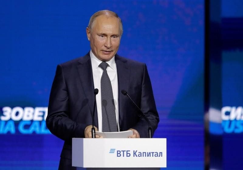 "Холодная война": Путин похвастался передовым оружием