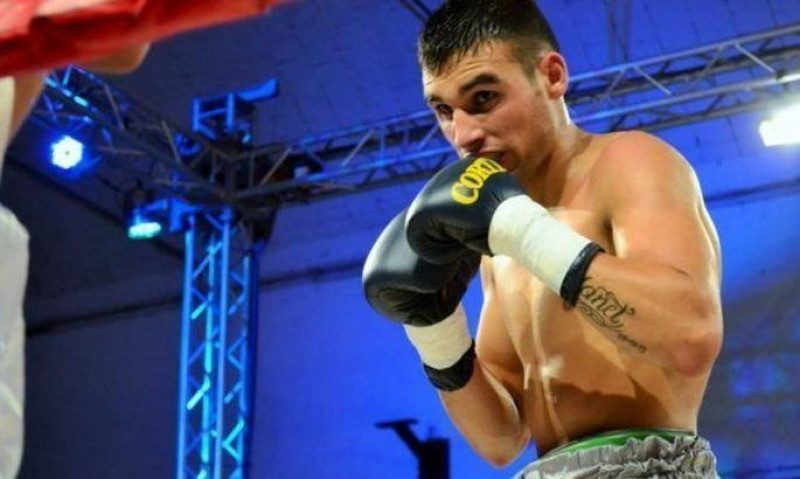 После травм полученных в ринге умер аргентинский боксер