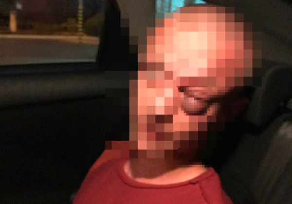 В Кременчуге девушка избила мужчину В Кременчуге девушка избила мужчину