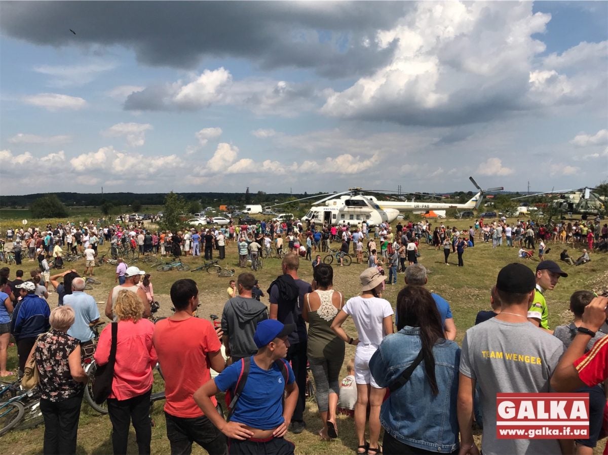 Зеленский у моста на Ивано-Франковщине