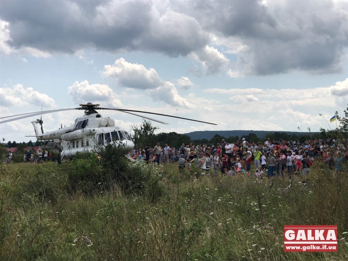 Зеленский у моста на Ивано-Франковщине