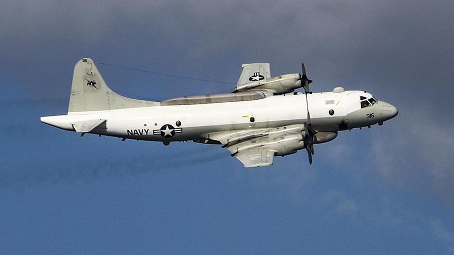 Самолет США провел разведку у берегов аннексированного Крыма