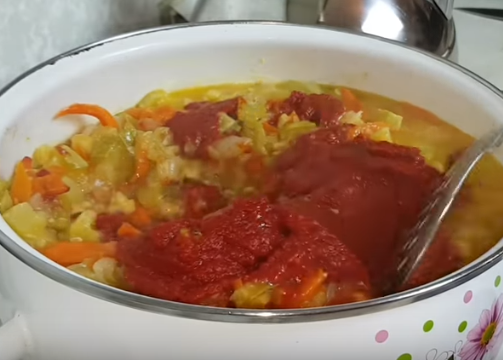 Икра кабачковая на зиму, как в магазине, готовится менее чем за 2 часа Икра кабачковая на зиму, как в магазине, готовится менее чем за 2 часа