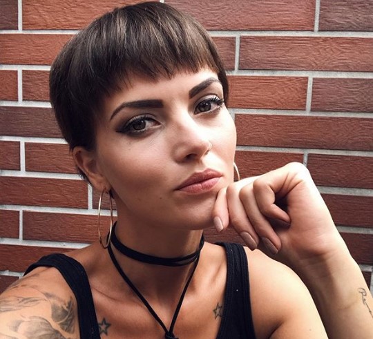 Модный тренд осени 2019 - стрижка пикси