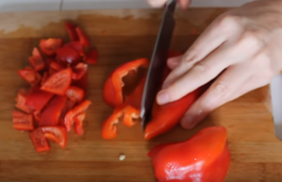 Кабачковая икра в мультиварке на зиму просто готовится Кабачковая икра в мультиварке на зиму просто готовится