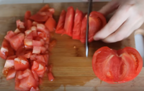 Икра из кабачков на зиму в мультиварке просто готовится Икра из кабачков на зиму в мультиварке просто готовится