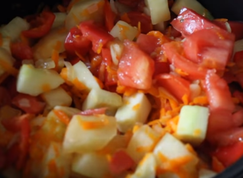 Икра из кабачков на зиму в мультиварке просто готовится Икра из кабачков на зиму в мультиварке просто готовится