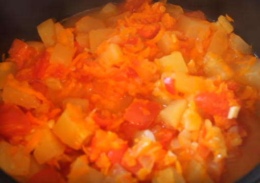 Кабачковая икра в мультиварке на зиму просто готовится Кабачковая икра в мультиварке на зиму просто готовится