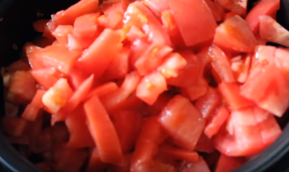 Икра из кабачков на зиму в мультиварке просто готовится Икра из кабачков на зиму в мультиварке просто готовится