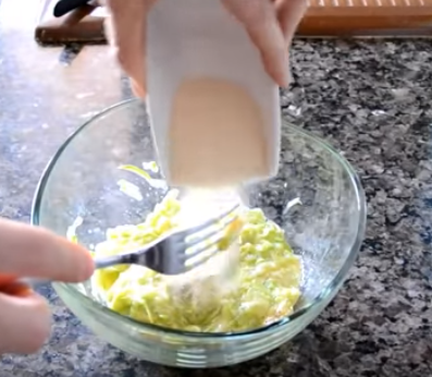 Оладьи из кабачков в духовке готовятся менее 15 минут