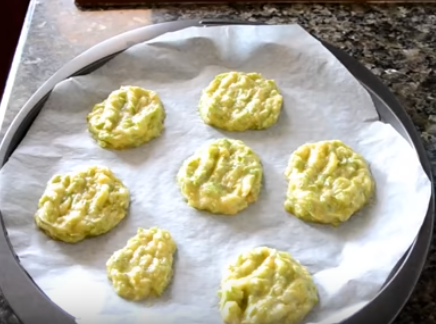 Оладьи из кабачков в духовке готовятся менее 15 минут