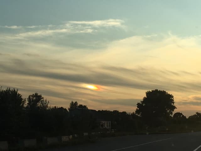 Подобное явление может возникать и возле луны