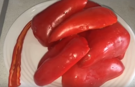 Рецепт аджики на зиму без варки легко воплотить в жизнь 