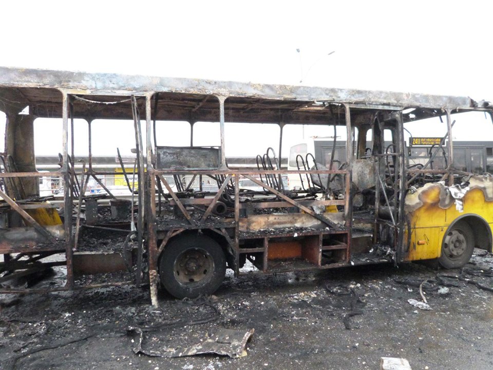 Водителю не удалось самому потушить транспортное средство 