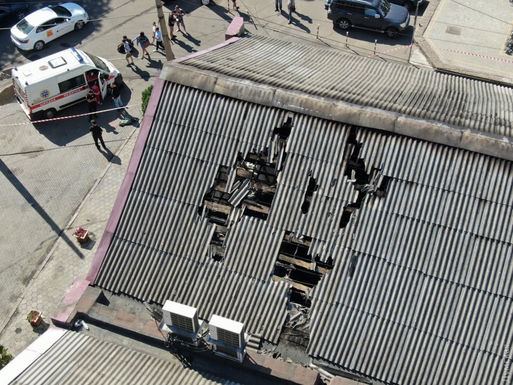 Последствия пожара в отеле Токио Стар в Одессе