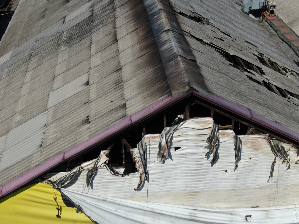 Последствия пожара в отеле Токио Стар в Одессе