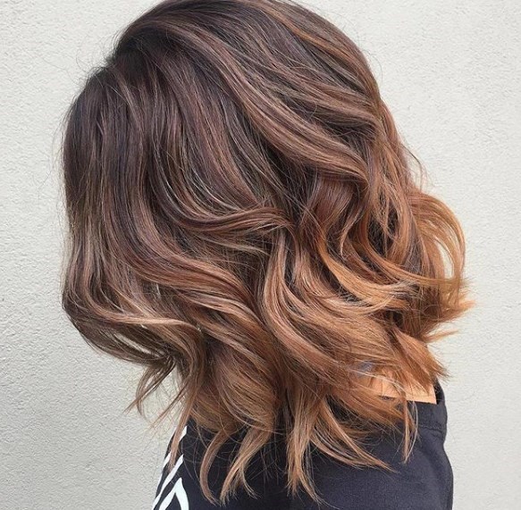 Каре на средние волосы 2019-2020