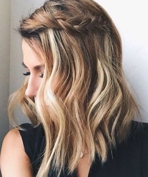 Каре на средние волосы 2019-2020