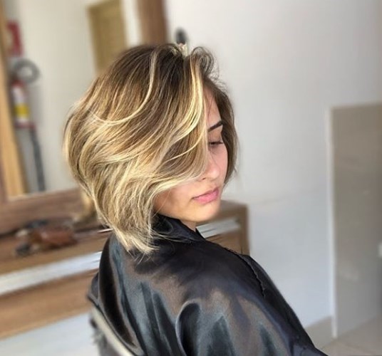 Каре на средние волосы 2019-2020