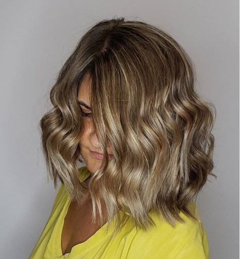 Каре на средние волосы 2019-2020