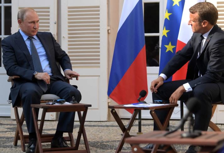 Дипломат спрогнозировал, как встреча Путина и Макрона повлияет на санкции против РФ