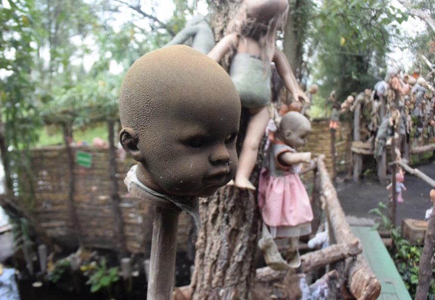 Остров кукол в Мексике Остров кукол в Мексике