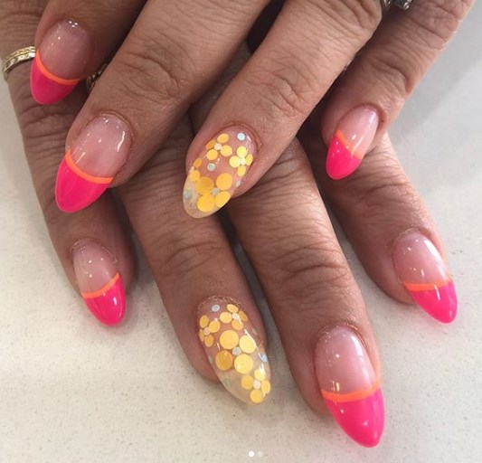 Модный французский маникюр 2019-2020