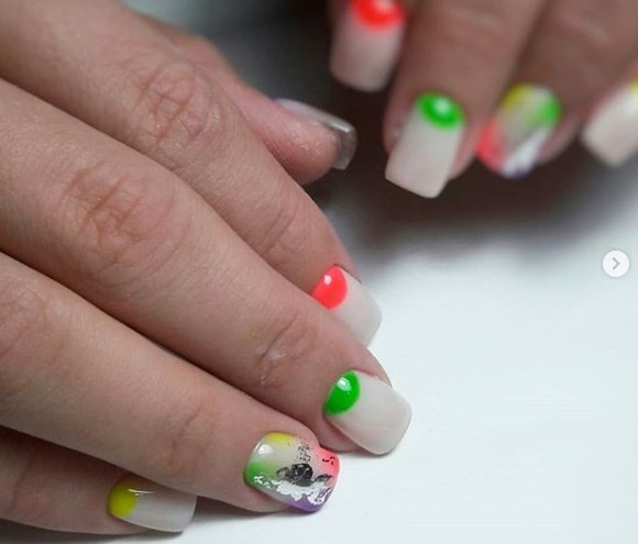 Модный французский маникюр 2019-2020