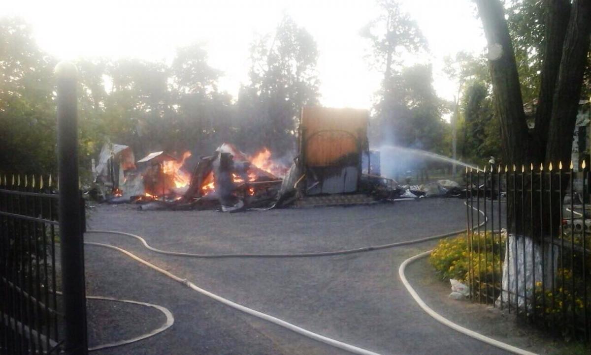 На Днепропетровщине сгорел храм УПЦ МП На Днепропетровщине сгорел храм УПЦ МП