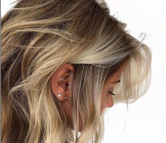 Каскад – идеальная стрижка на средние волосы 