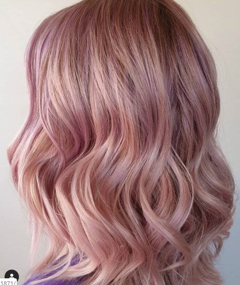 Каскад – идеальная стрижка на средние волосы 