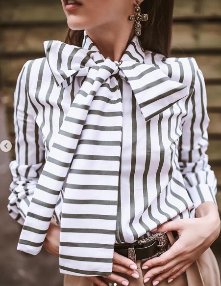 В моду вернулась блуза из 70-х 