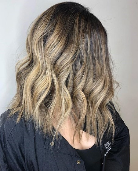 Модный удлиненный боб 