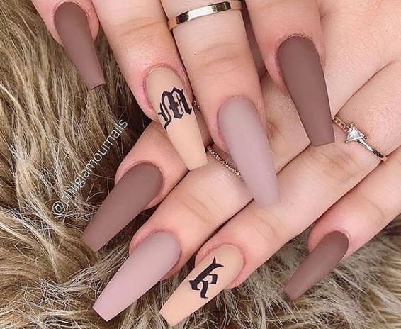 Нюдовый маникюр 2019-2020