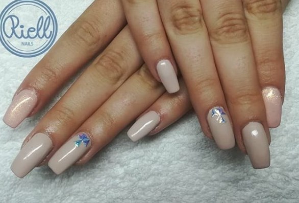 Нюдовый маникюр 2019-2020